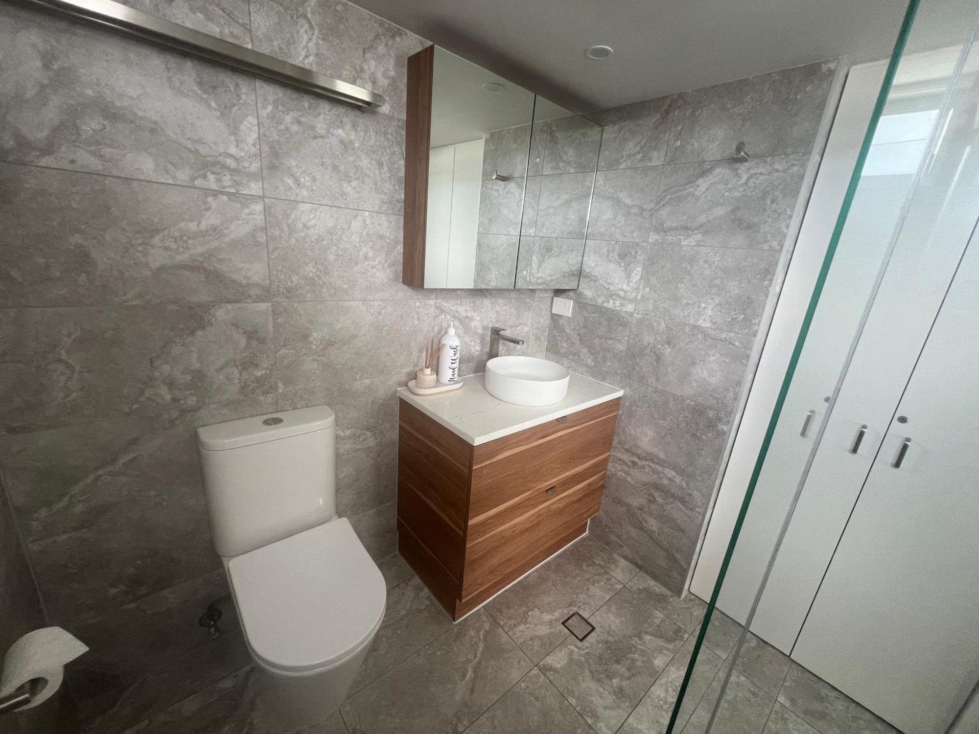 Ocean View - Alexandra Headlands Beachfront Unit Екстериор снимка